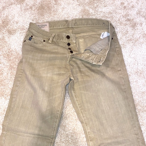 Abercrombie & Fitch Mens 5 Pocket Khaki Jeans. New Unworn Condition. - Picture 2 of 5